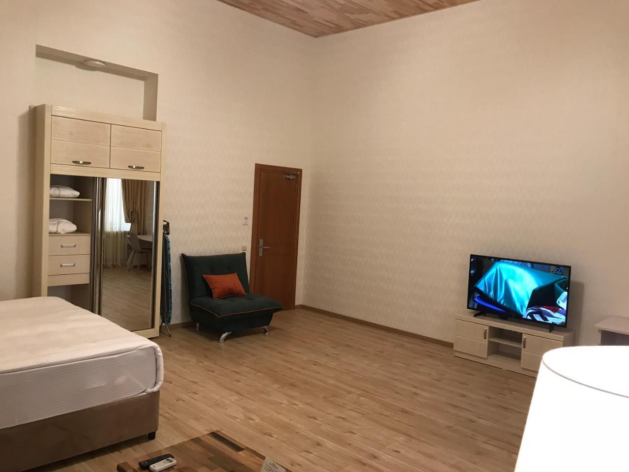 Full Comfort Apartment On Aghmashenebeli Tbiliszi Kültér fotó