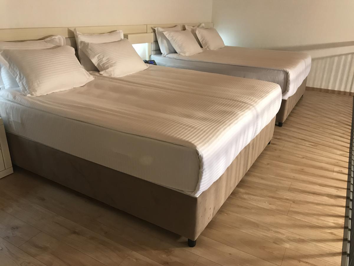 Full Comfort Apartment On Aghmashenebeli Tbiliszi Kültér fotó